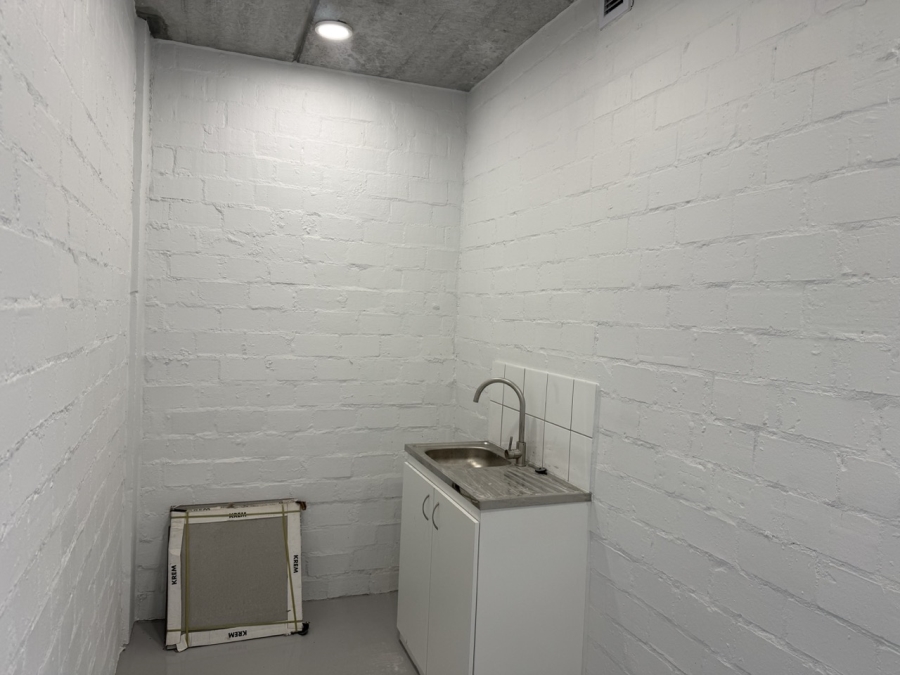 To Let Commercial Property for Rent in Firgrove Western Cape